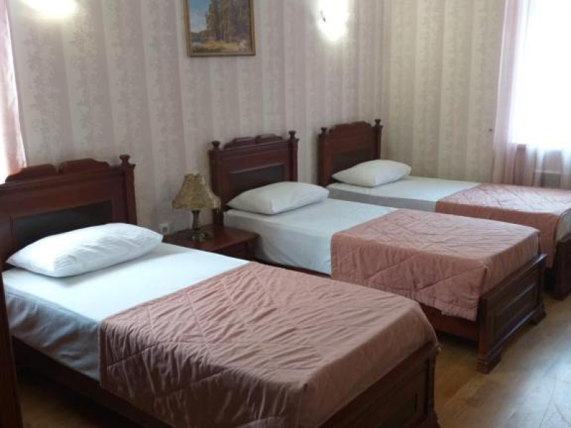 Стандартный трехместный номер